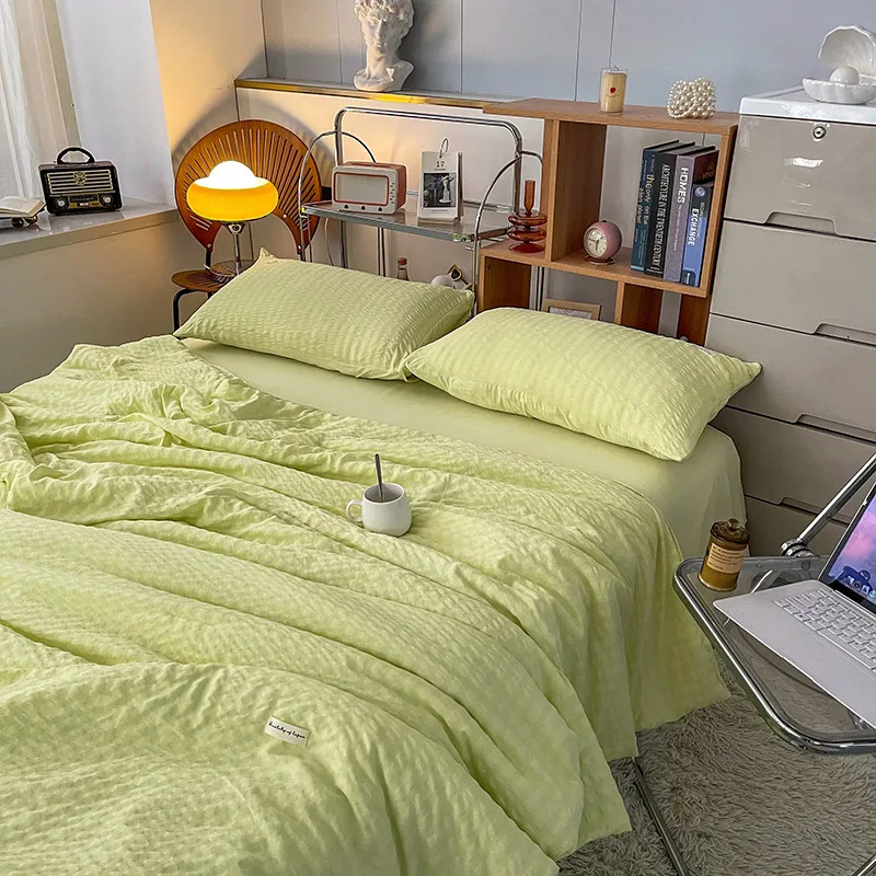 Изготовлено из высококачественных материалов, супер мягкое шелковое одеяло ручной работы в общежитии