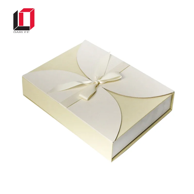 Luxury wholesale white elegant paper cardboard gift box package wedding invitation silk boxes