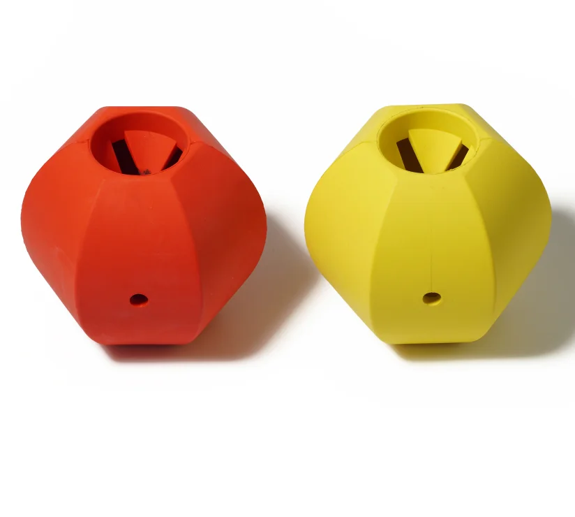 Vking High Quality Bite Resistant Rubber Dog Toy Feeder Ball Pet Product Ball Toy Treat