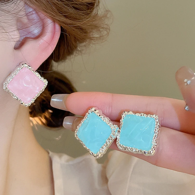 South Korea fantasy bow earrings new design gradient acrylic resin pendant earrings for women