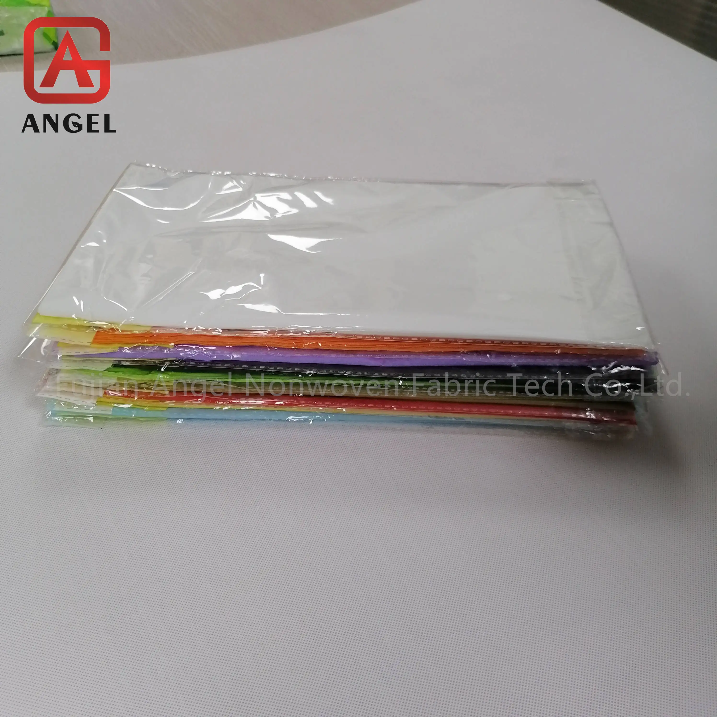 Party Use PE Tablecloth Disposable Tablecloth Plastic Rectangle PE Waterproof Plastic Tablecloth