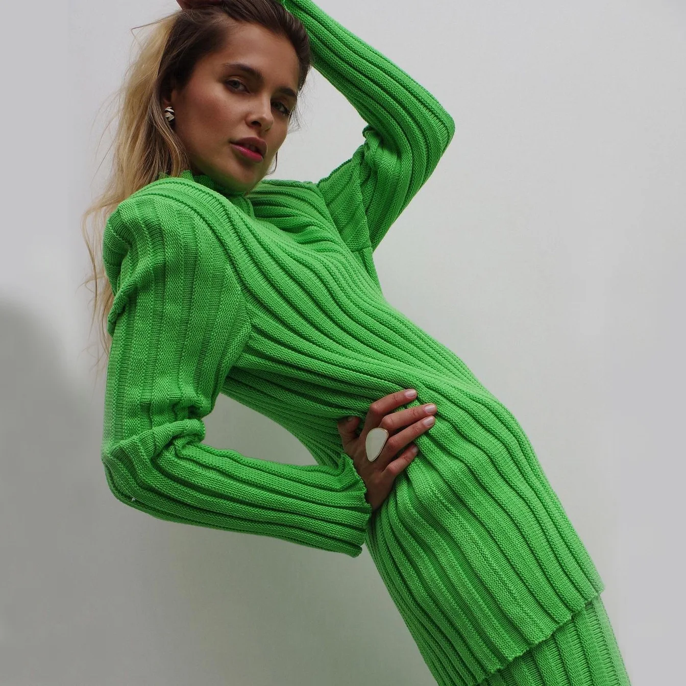 2021 Fall Fashion Candy Color Shoulder Pad Knit Turtleneck Casual Two Piece Sweater Set For