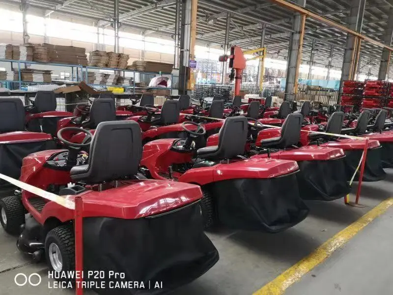 
17.5hp ride on mower CE approved tractor mower with grass catcher riding lawn mower 