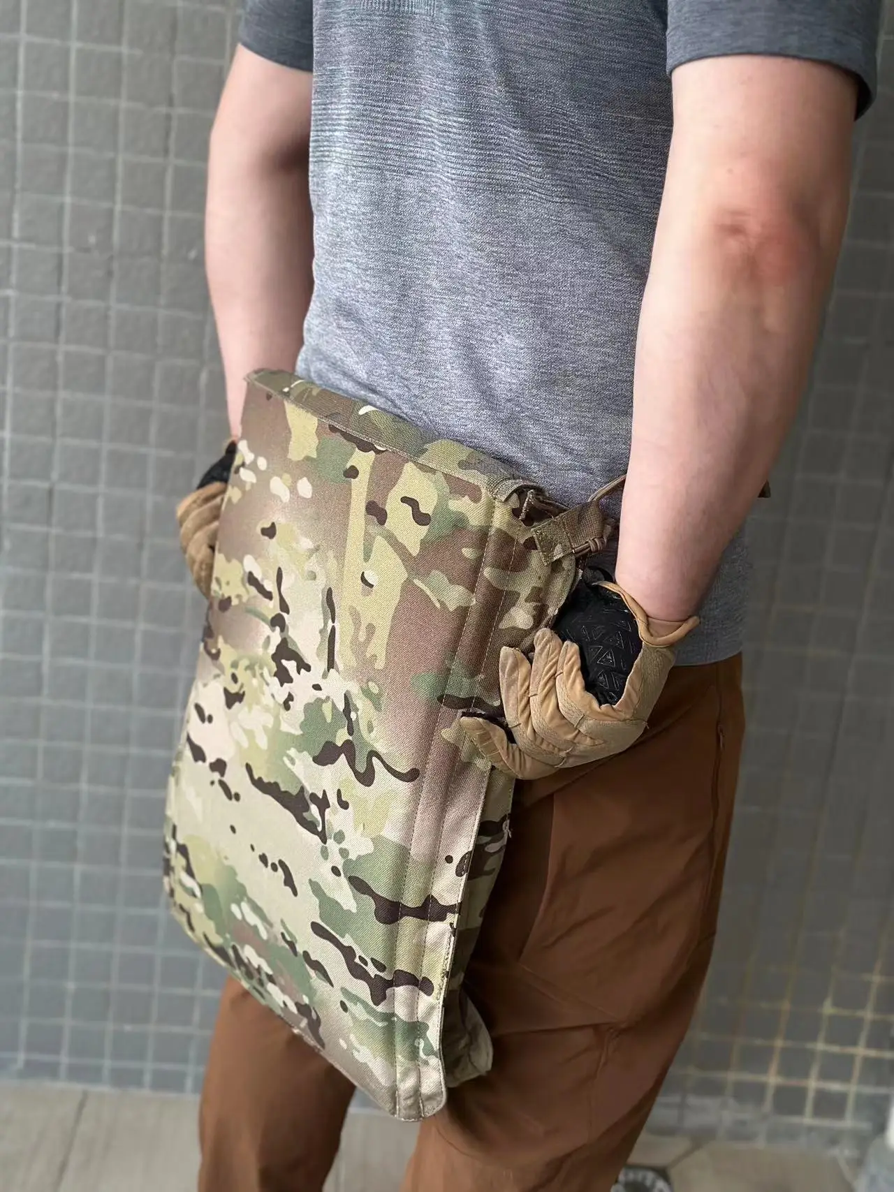 Gray Dot Tactical Mat Full Protection Two Sizes Soft Plates Protection Outdoor Mat