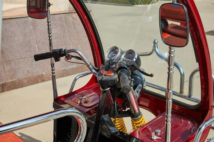 Three Wheeler for Passenger High Power Engine Auto rickshaw For Public Transport Auto Rickshaw