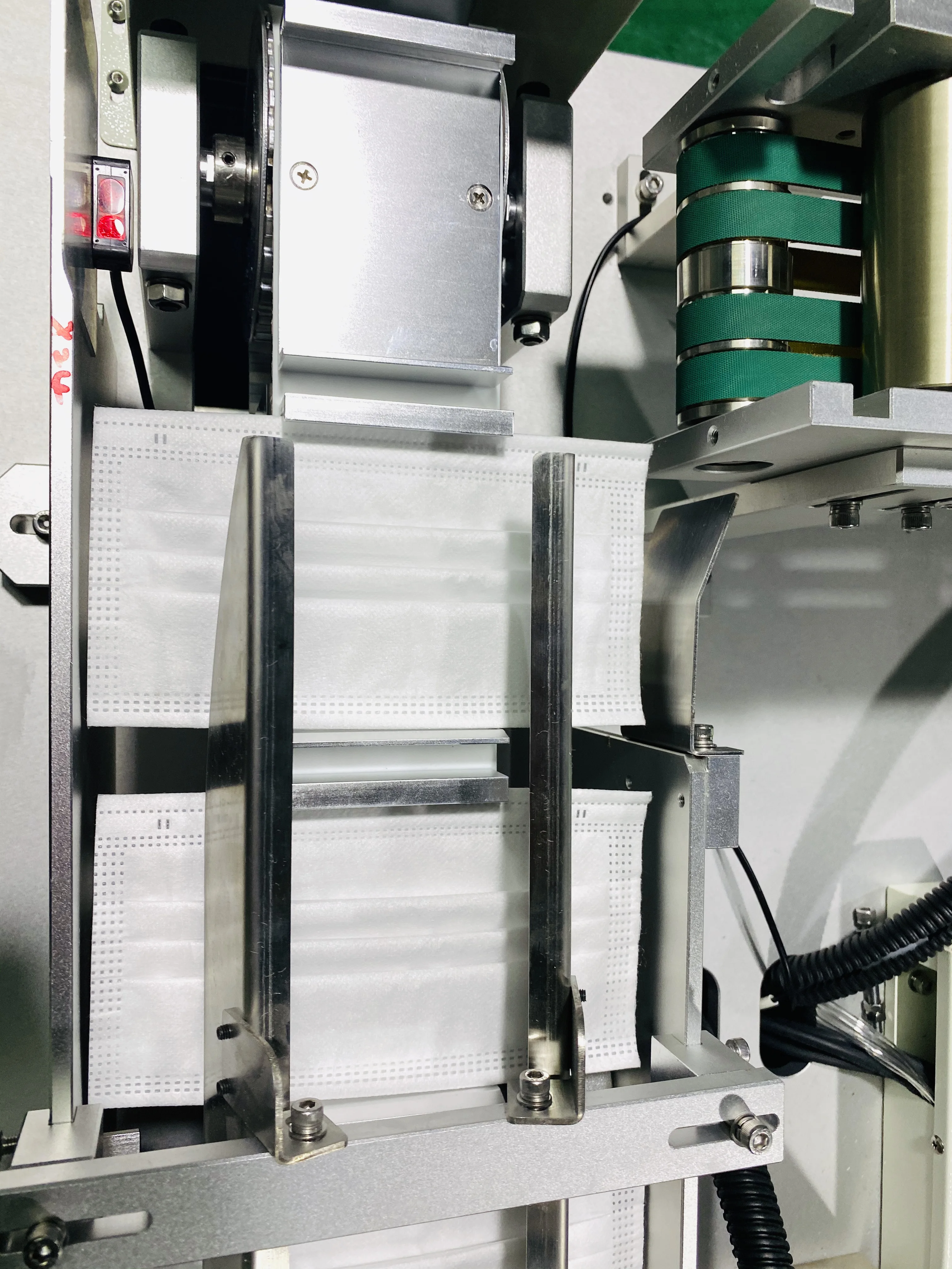 GOSUNM 2022 hot sale  3ply Mask Headband Machine Mesin Masker