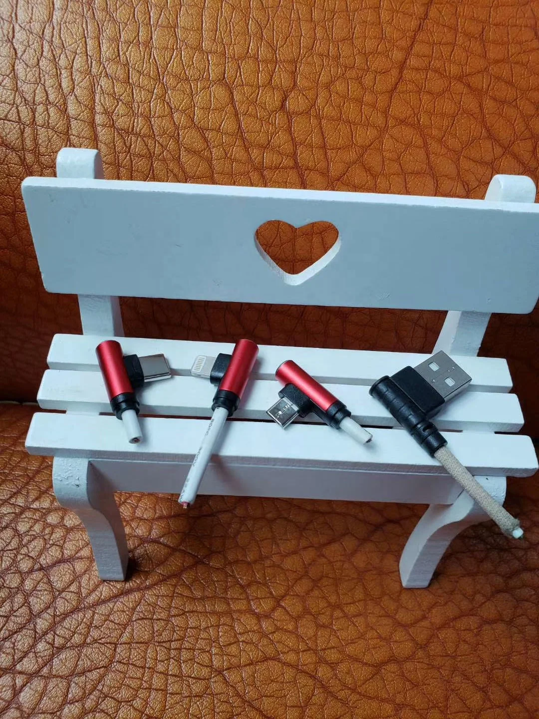  Высокоскоростная машина для литья под давлением usb кабеля из