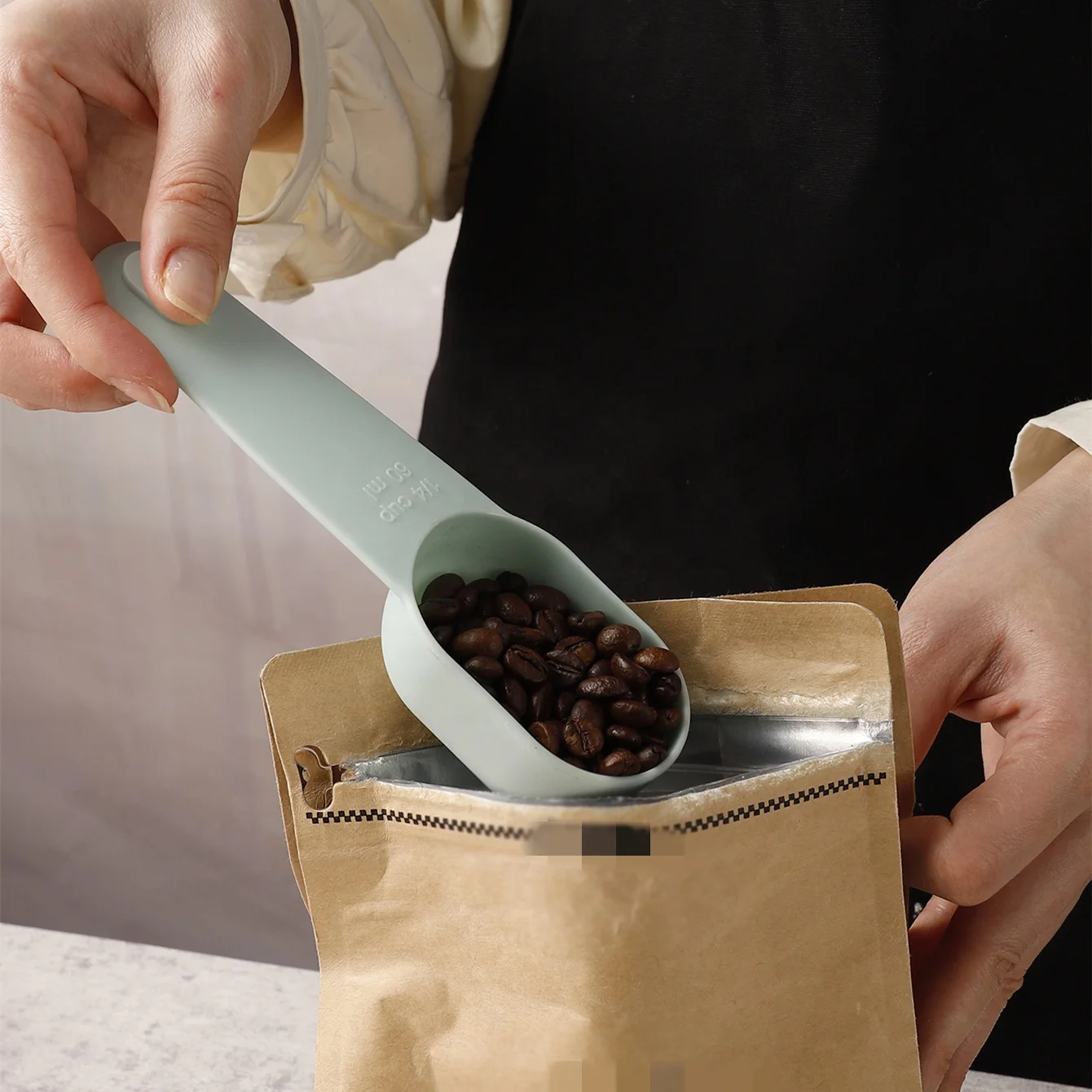 High quality household food grade multi sizes 5 pcs plastic wholesale unique measuring spoons