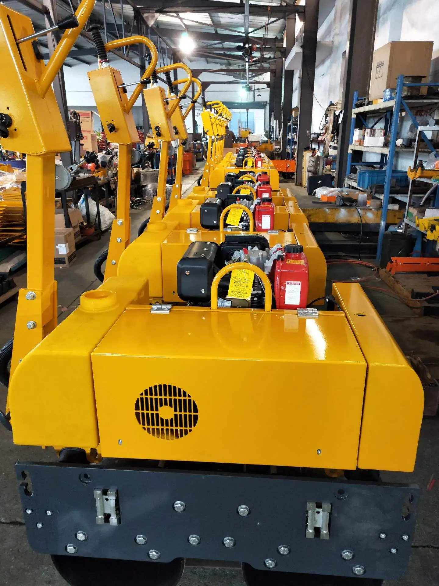 740Kgs Mini Walk Behind Double Drum Water Cooled Diesel Small Asphalt Concrete Soil Vibratory Road Roller Compactor Machine