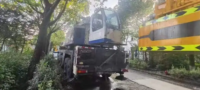 Factory Direct Sale Chinese Brand Used Qay400 All Terrain Crane Hydraulic 400ton Heavy Lifting Truck Crane In Good Condition