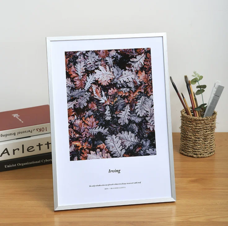 Dongjin 2021 New Style Tabletop decor Wall Hanging metal photo frame gold silver black picture frame 8' 10' 12' 11'*14'