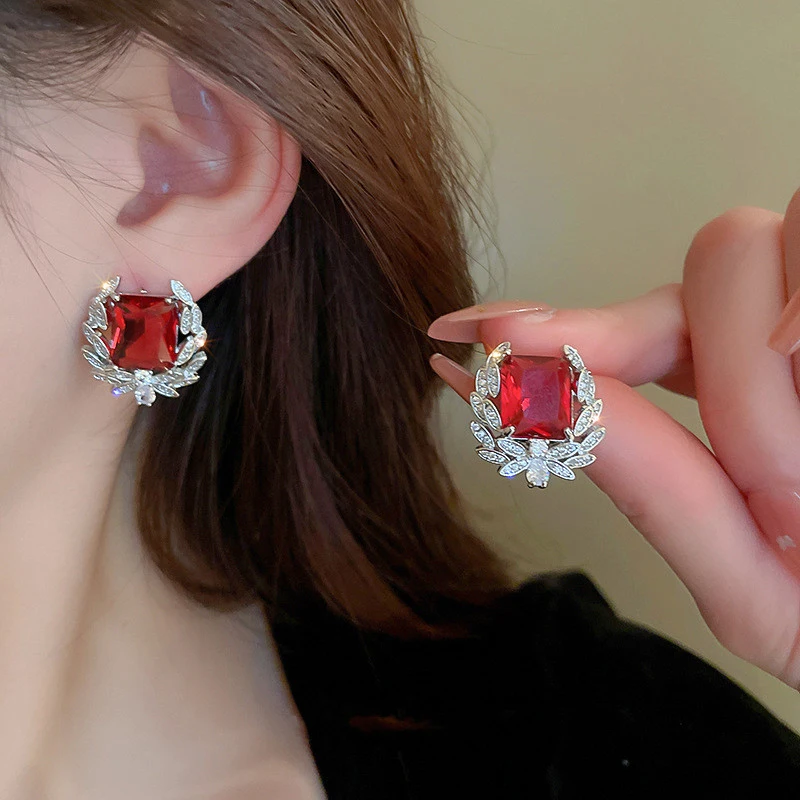 CAOSHI Sparking Cubic Zirconia Red Large Crystal Earrings for Women Silver Plated Fashion Jewelry Wholesale CZ Stud Earrings OEM