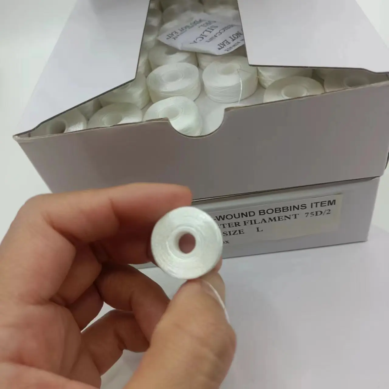 75D/2 70D/2 60 weight pre wound bobbin thread embroidery bobbin bottom thread for embroidery machine