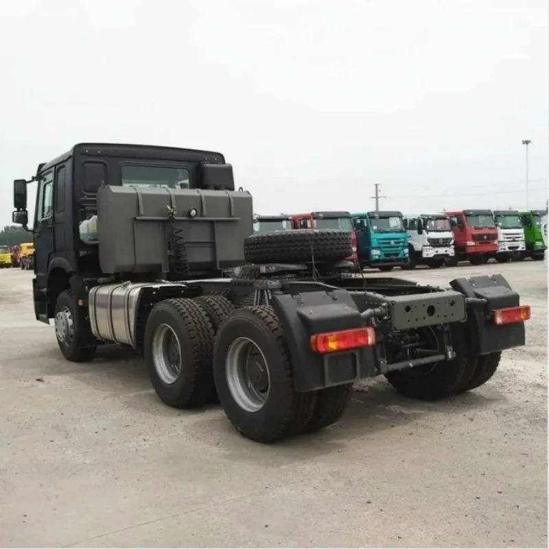 Right Hand Drive Sinotruk HOWO Used 6X4 Tractor Truck Prime Mover Truck Head