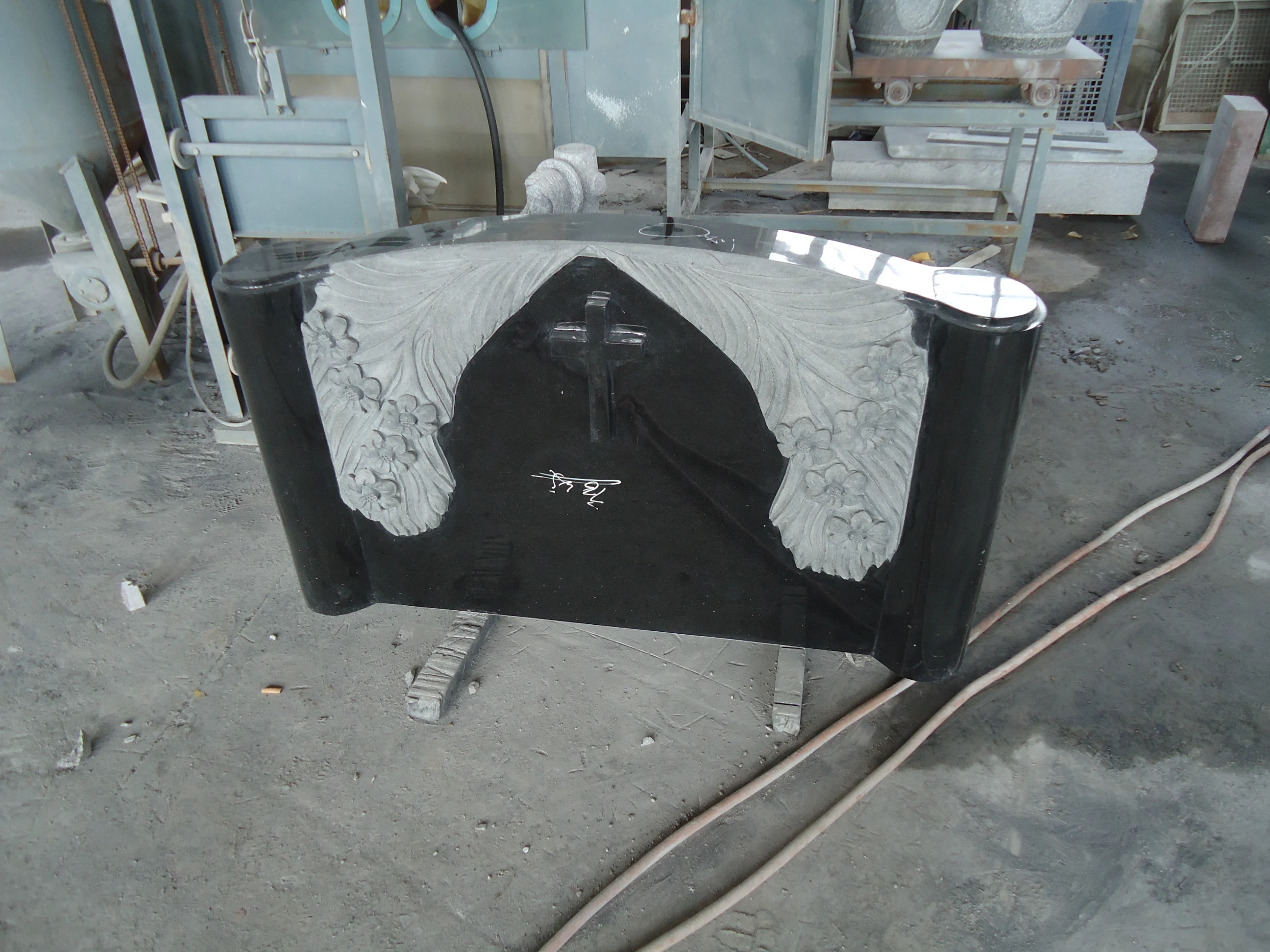 Angel Headstone Monument Customized European Granite Monument Black Granite Tombstone