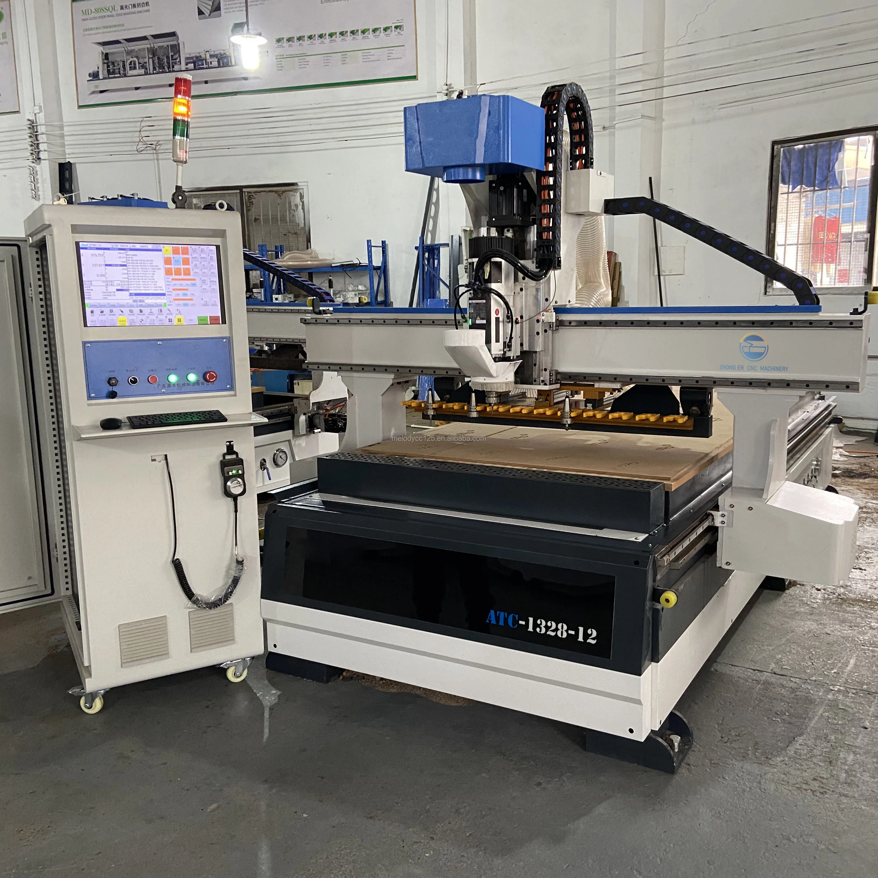 In-line tool changing and cutting machine Twelve tool positions spindle cutting machine