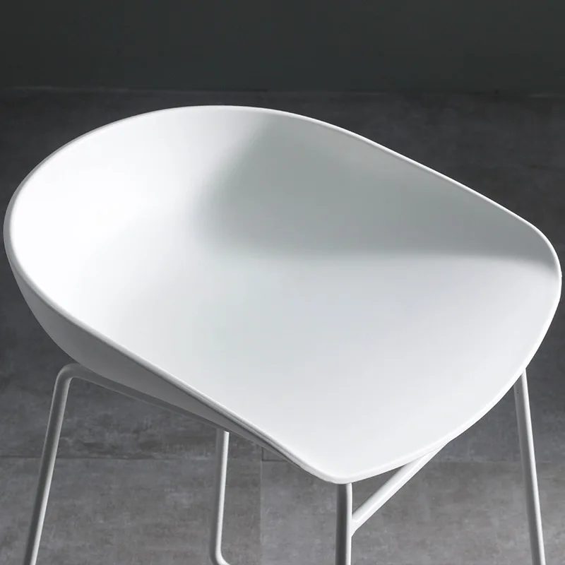 
High Quality Regal Tall Metal Frame Leather Cushion High Unique Bar Stool 