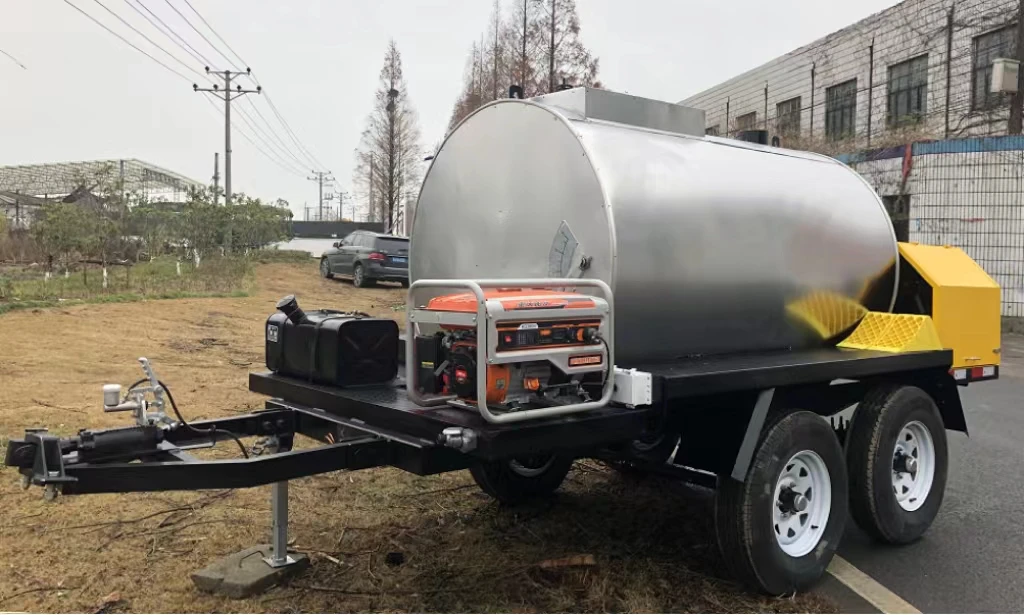 ZMTS-25 Road Construction 2500L Trailer Asphalt Distributor Truck with spray bar for Asphalt Priming