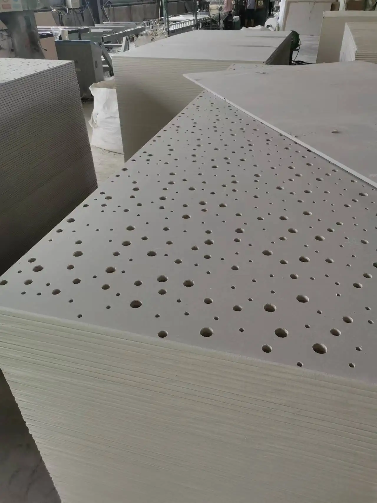 Perforated Glass Fiber Reinforced Paper Gypsum Board