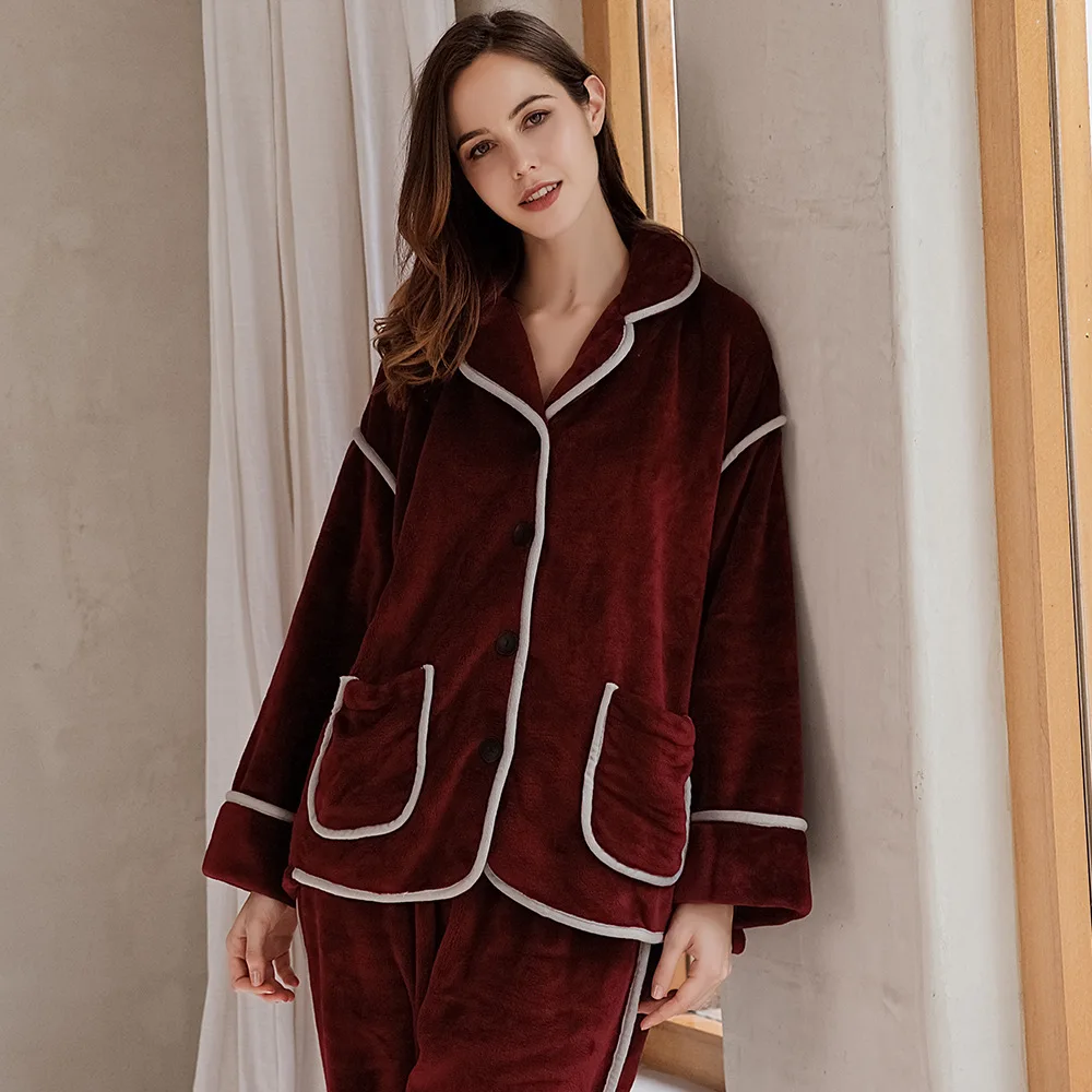 Wholesale Long Sleeve Winter Flannel Pajama Set Women