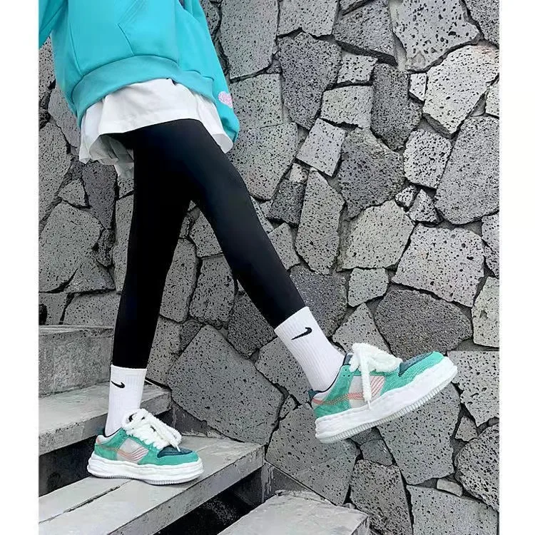 fuzzy shoe laces8.jpg