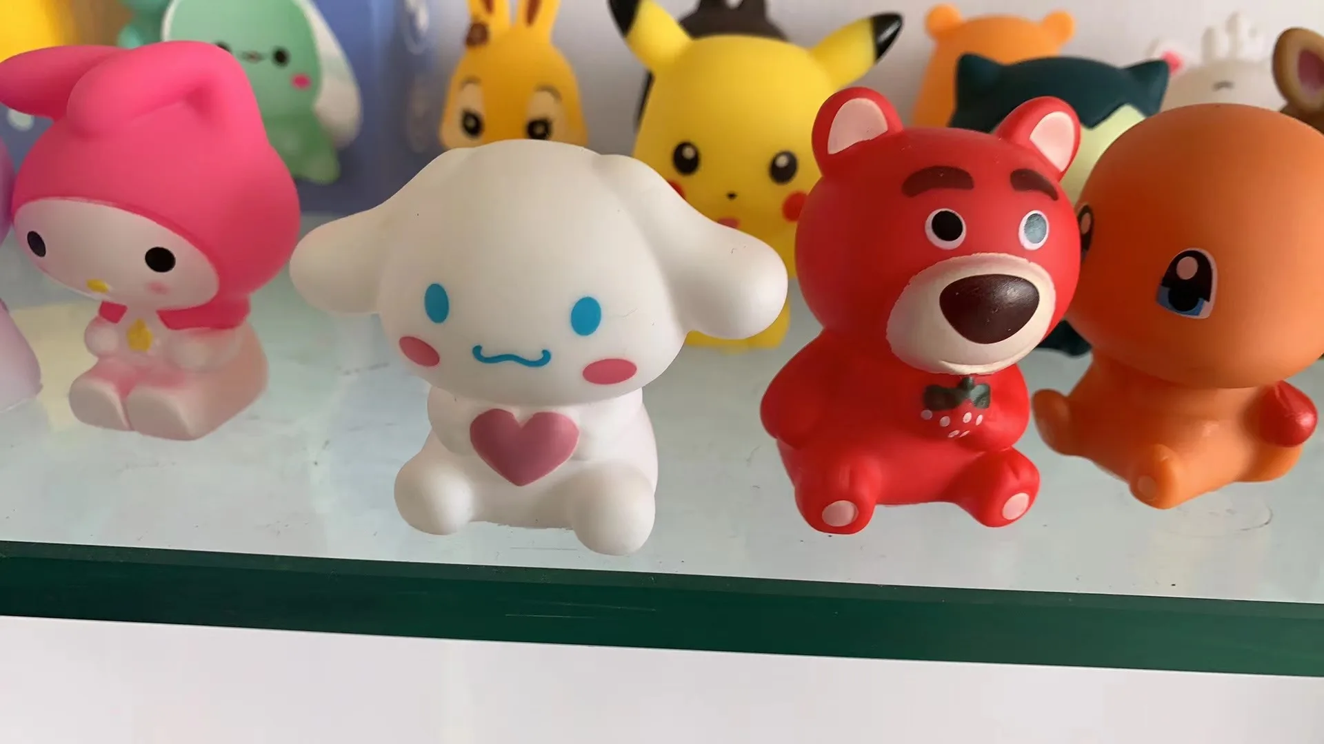 2024 New wholesale Kuromi baby bath doll Melody floating baby bath toy cartoon silicone Pochacco baby bath toy for kids