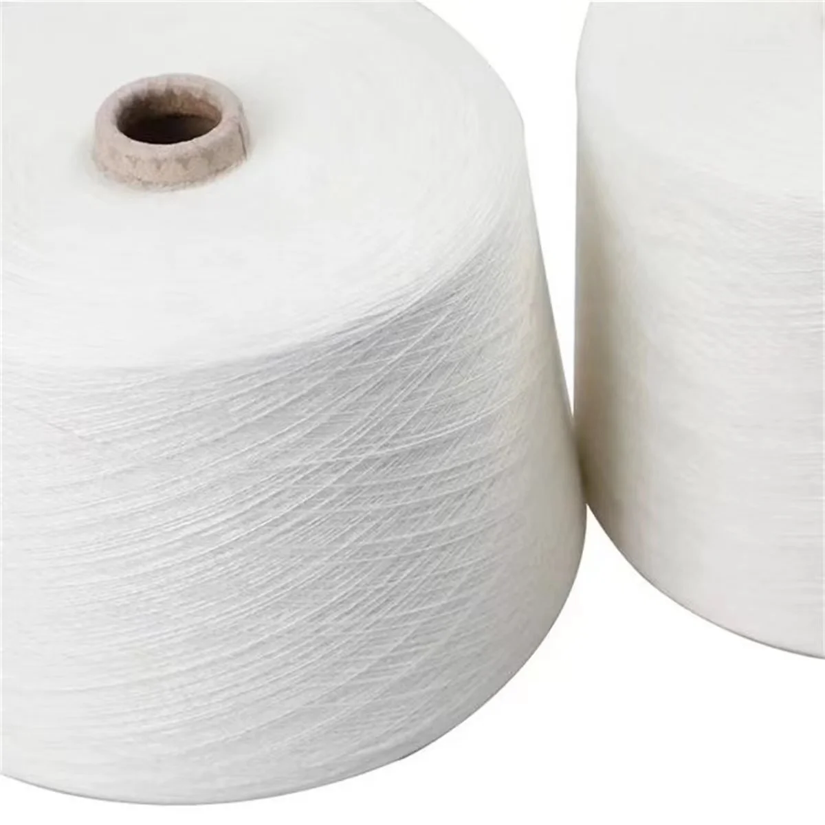 Source manufacturers sell high quality cotton yarn for customization
