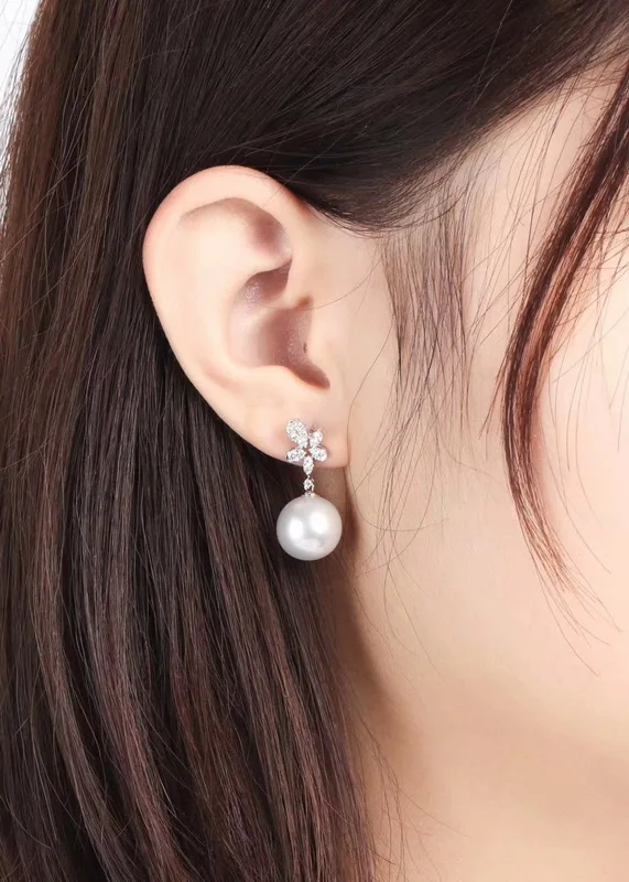 18k gold micro-set natural freshwater pearl and diamond earrings Jingzhanyi Jewelry Factory Manufacturing Pearl earrings custom