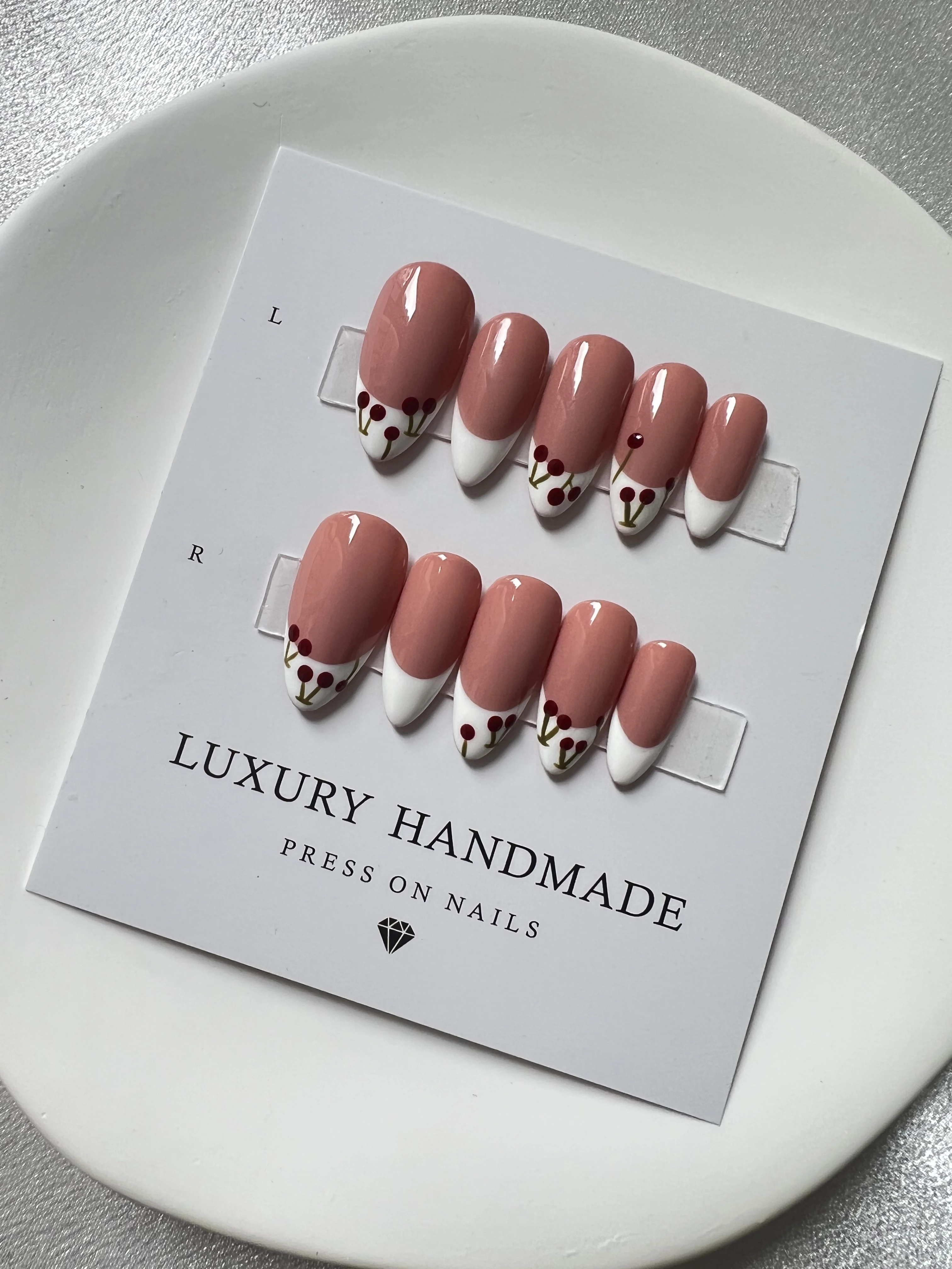 Wholesale Hand Painted Gel Acrylic Tips Beautiful Luxury Custom High Quality Handmade Press on Nails