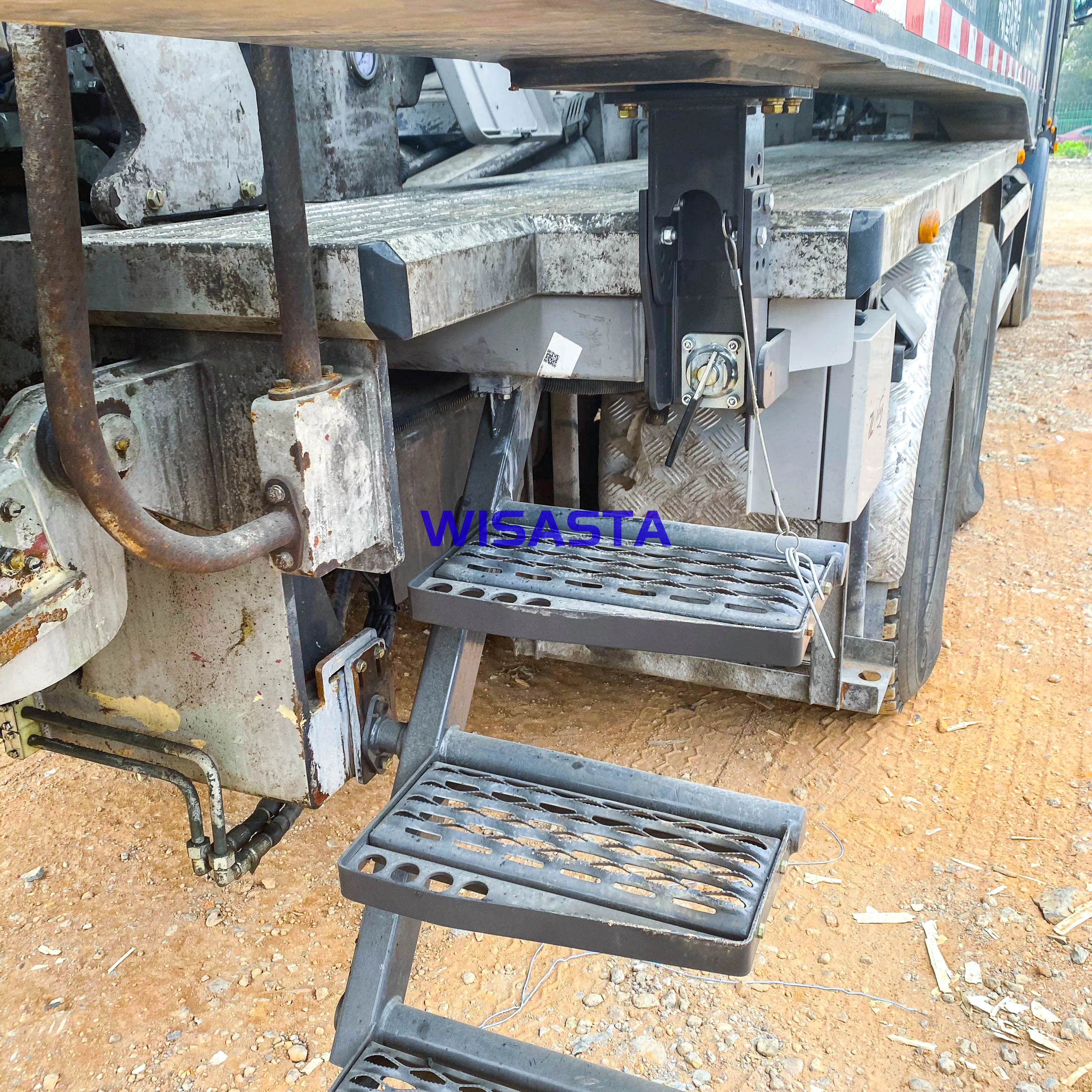 Trade Original China 2020 Zoomlion Benz Chassis 63M Truck Mounted Mobile New Cement Concrete Pump Truck