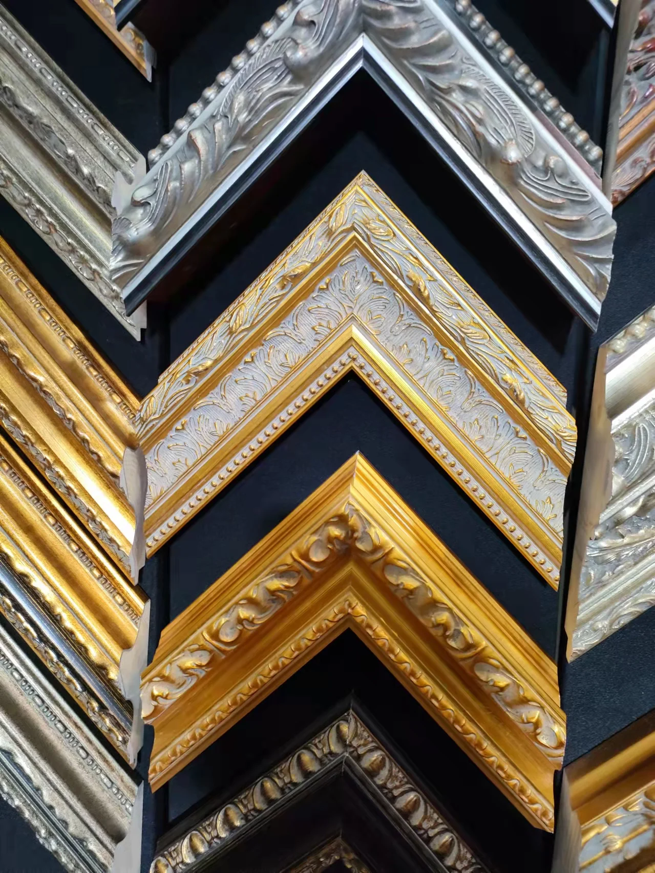 European ancient wholesale molduras de marcos antique picture photo frame moulding sticks profile for installing photo frame