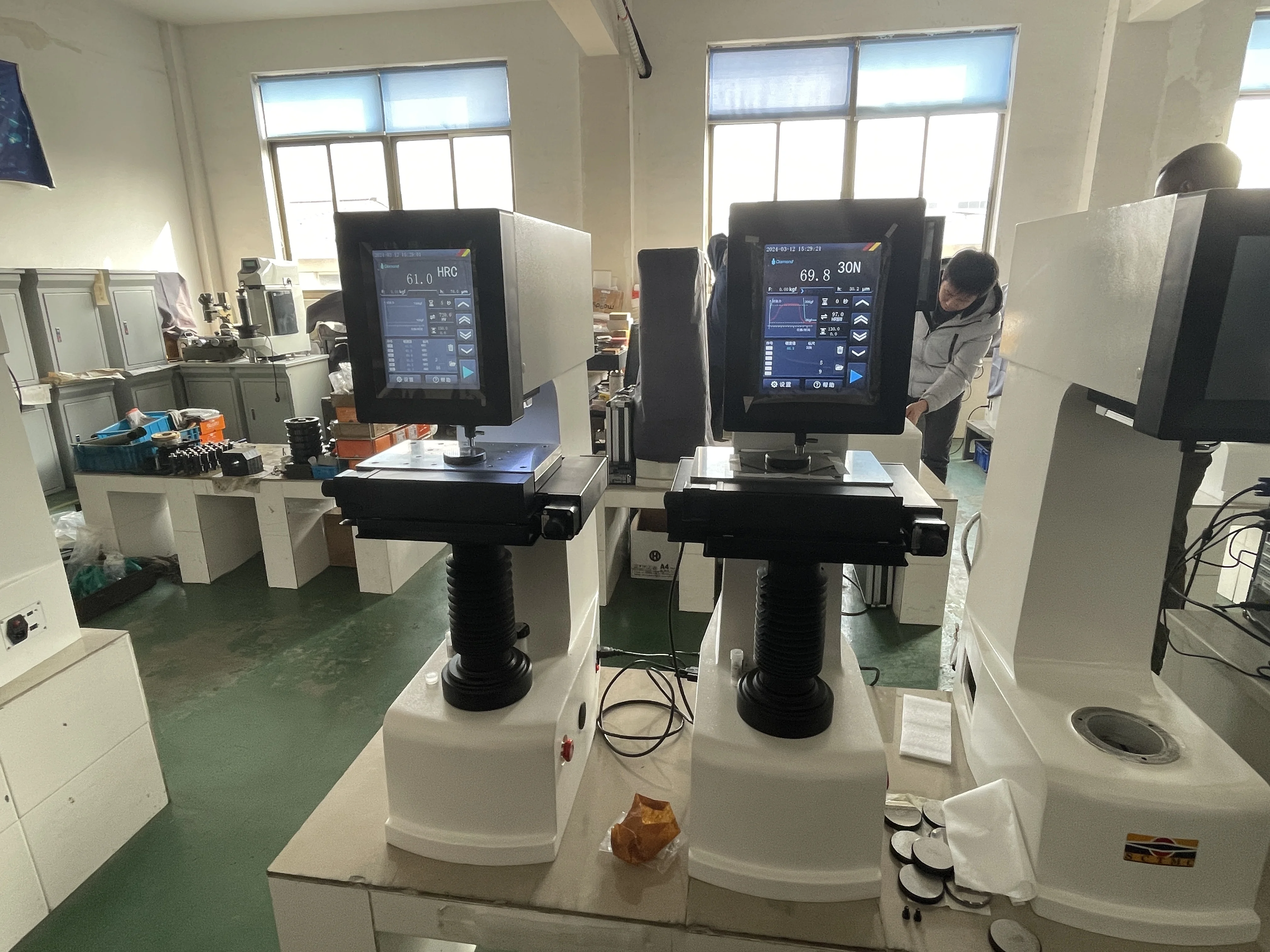 Hardness tester metal touch screen manual rockwell hardness tester with built-in printer