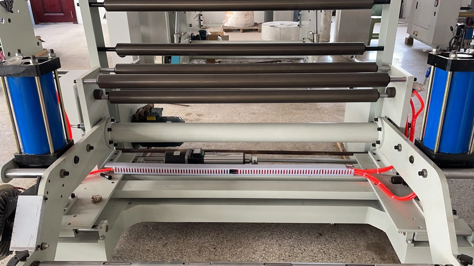 Automatic paper roll slitter rewinder machine and slit rewinding machines for the paper film non woven tape