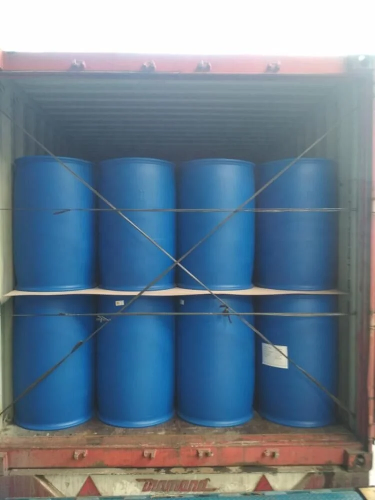 Factory Best Price Organic chemicals liquid 99.5% 99.7% refined glycerine