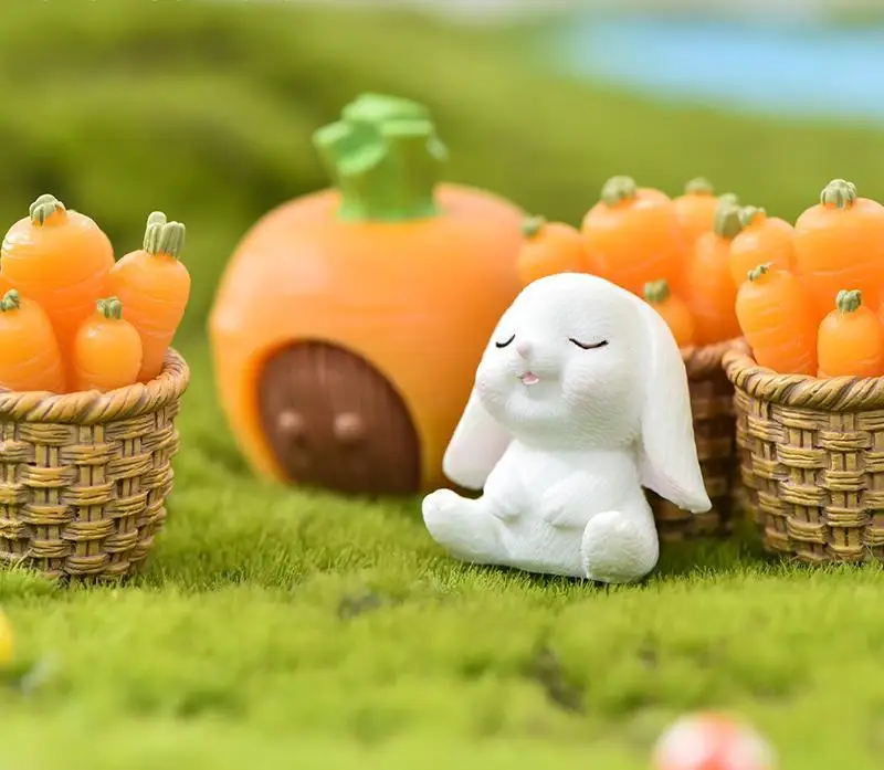 Top Selling Mini Cute Easter Resin Rabbit Decoration Easter Bunny Carrot Figurine For Easter Day