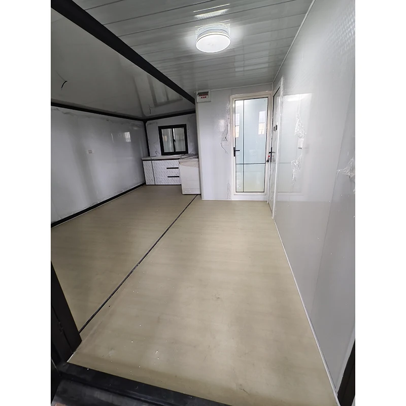 Luxury Prefabricated Villa Portable Light Steel Living Kits Expandable Mobile Tiny House Container House With Kitchen