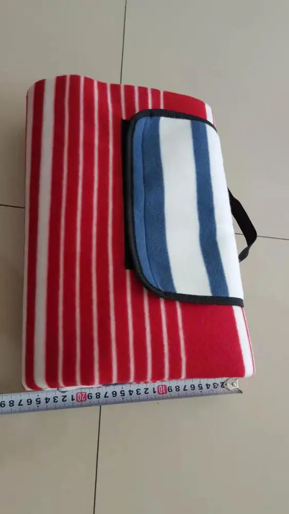 Picnic Blanket 150*200cm Fleece Outdoor Blanket with Waterproof Backing Portable