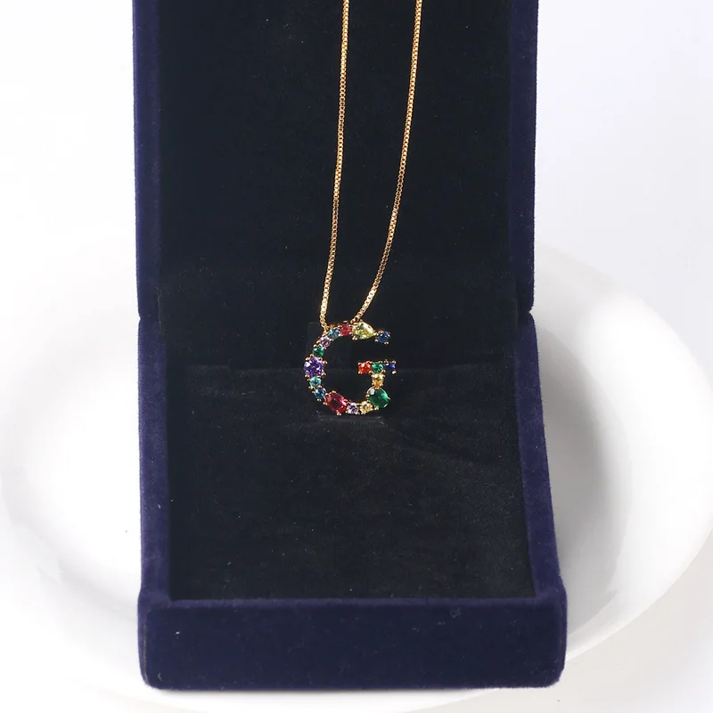 2020 hot selling colorful Rainbow 26 alphabet name letter pendant necklace, 26 letter crystal clavicle chain necklace for women/