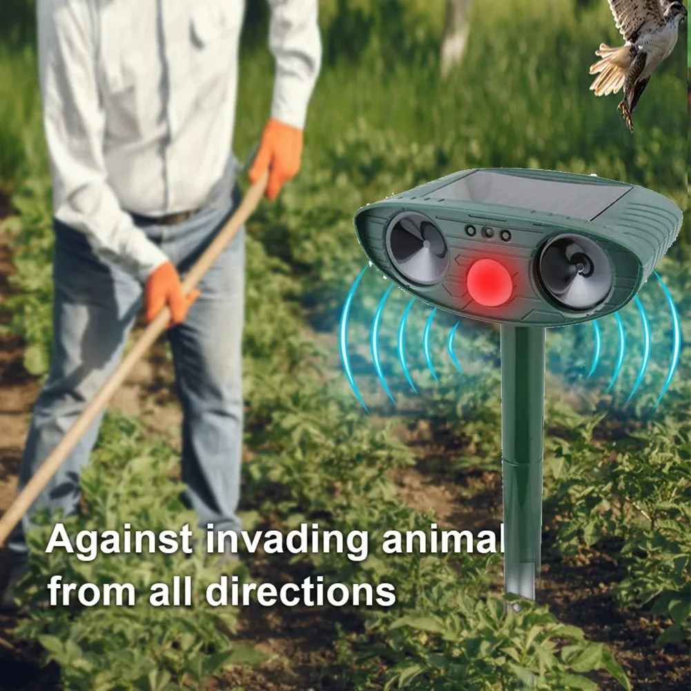 Solar Animal Repeller Outdoor PIR Motion Detector Cat Dog Repellant Animal Deterrent Device With Light Home Garden Supplies