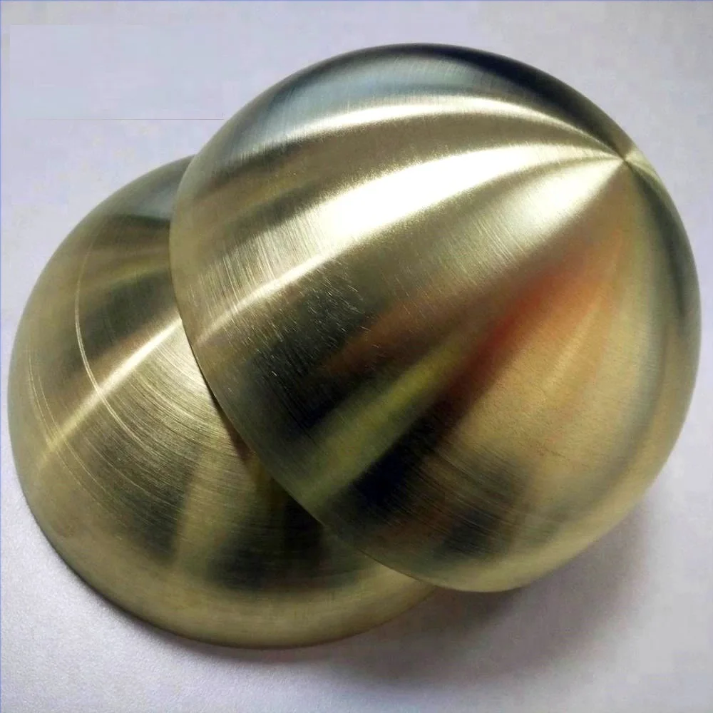 Полуполая латунная сферическая чаша