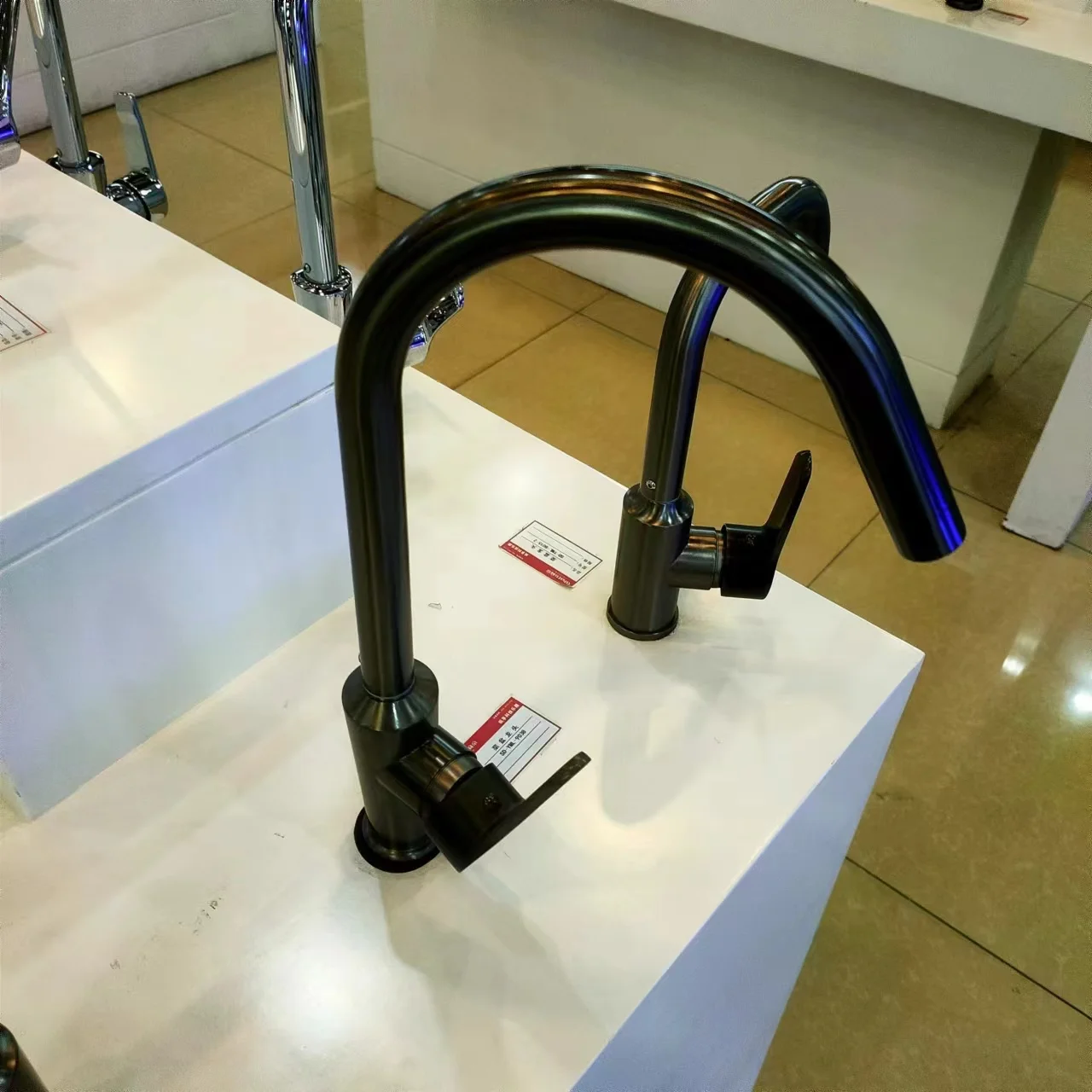 Economical Factory Bathroom Kitchen Taps and Brass Faucet Single Handle Single Hole Sense Faucets