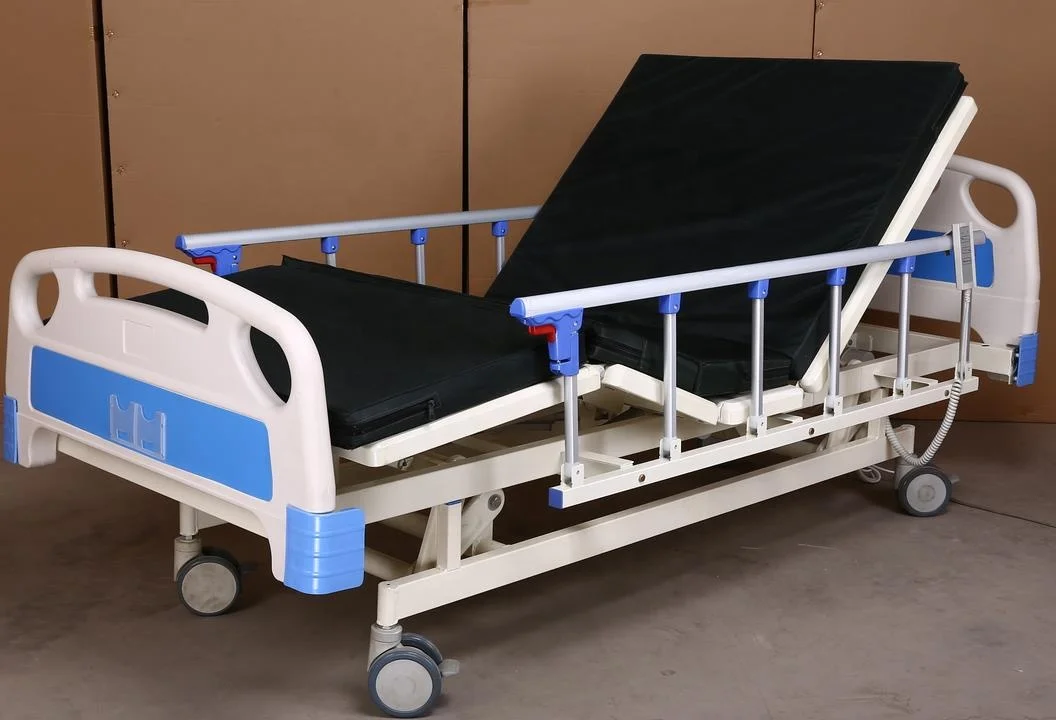 Hot selling cheap 3 function Electric hospital patient bed Medical hospital furniture three fold ward beds With silent wheels
