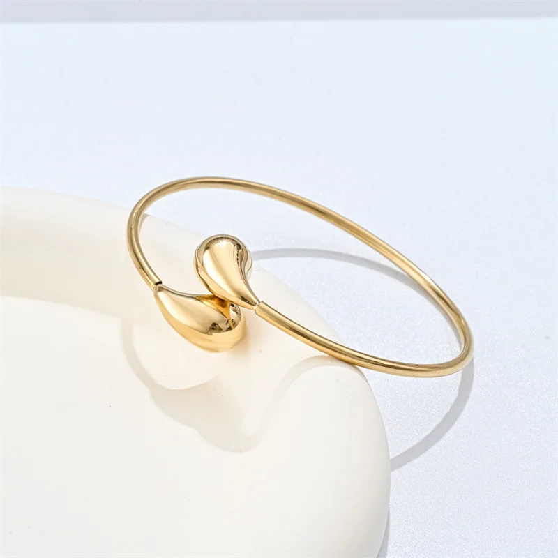 Wholesale Stainless Steel 18K Gold Drop Pendant Necklace Earrings Bangle Set Statement Hypoallergenic Jewelry Set For Women Gift