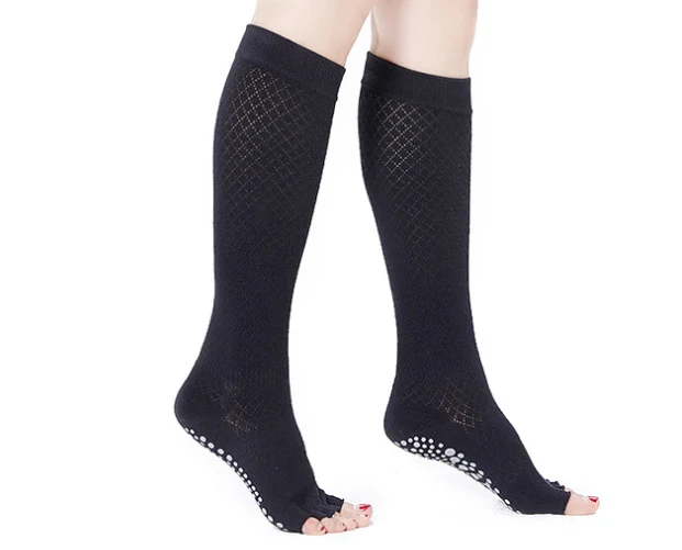 Buy Ready- to- ship Yoga Socks Knee High Length Five Fingers Comfortable Cotton Open Toe Socks with Anti-slip Dots
