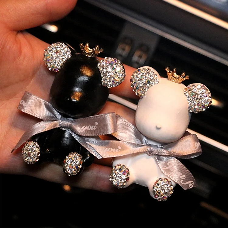 Cute Bear Gypsum Carabiner Design Car Vent Clip Decoration Car Perfume Air Conditioner Air Outlet Diffuser