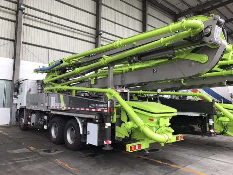 43m Concrete Pump Truck 3 Axles Pump Truck 43X-5RZ