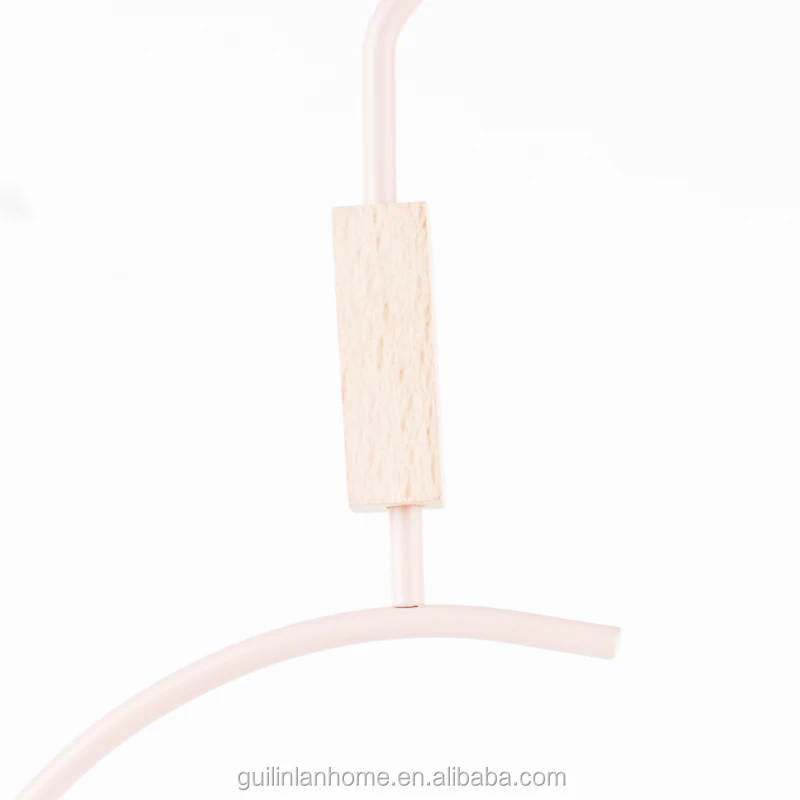 High Quality Metal Scarf Hangers vintage ring style wooden and metal scarf hanger for shops