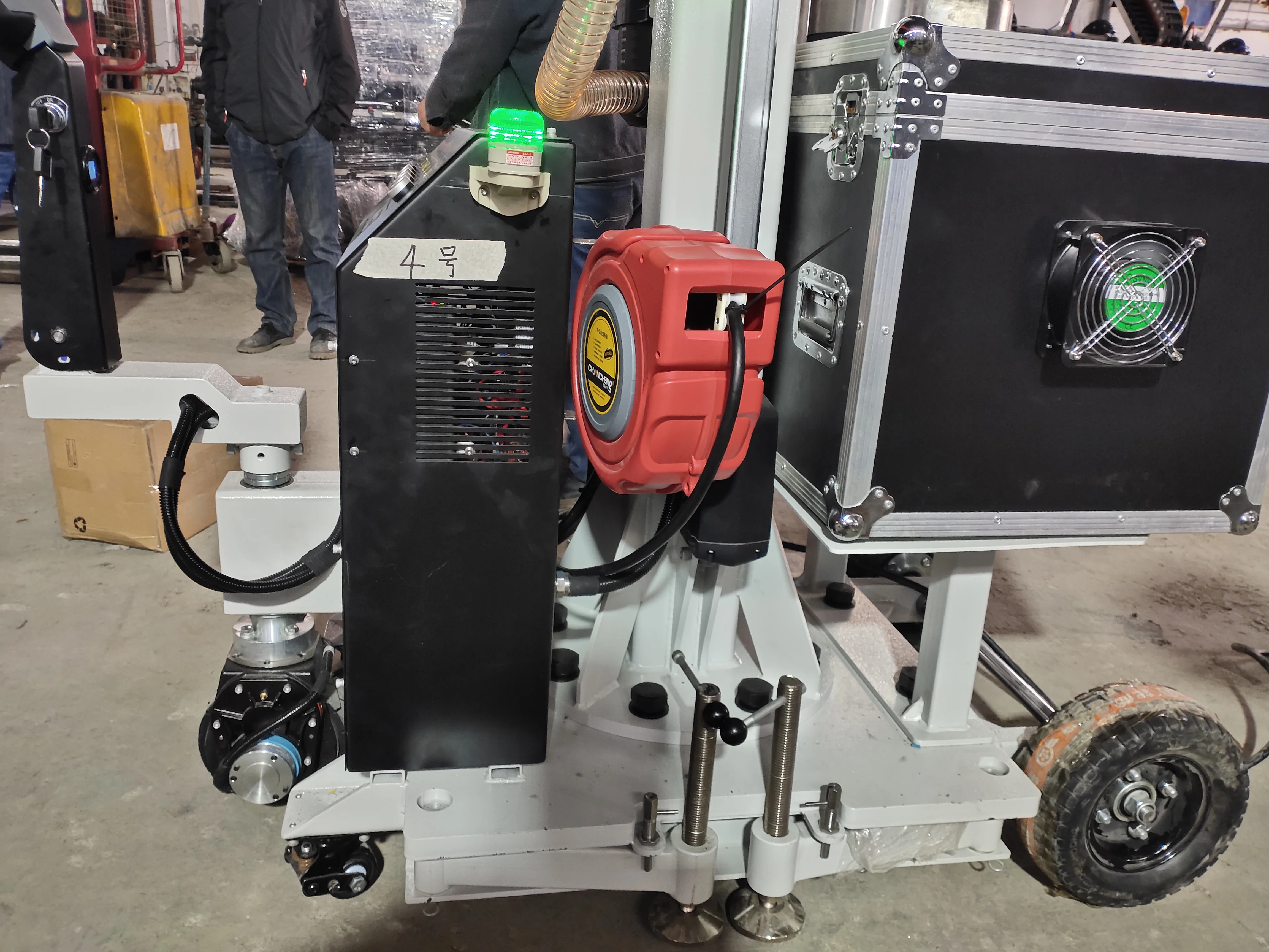 Мобильный вакуумный подъемник