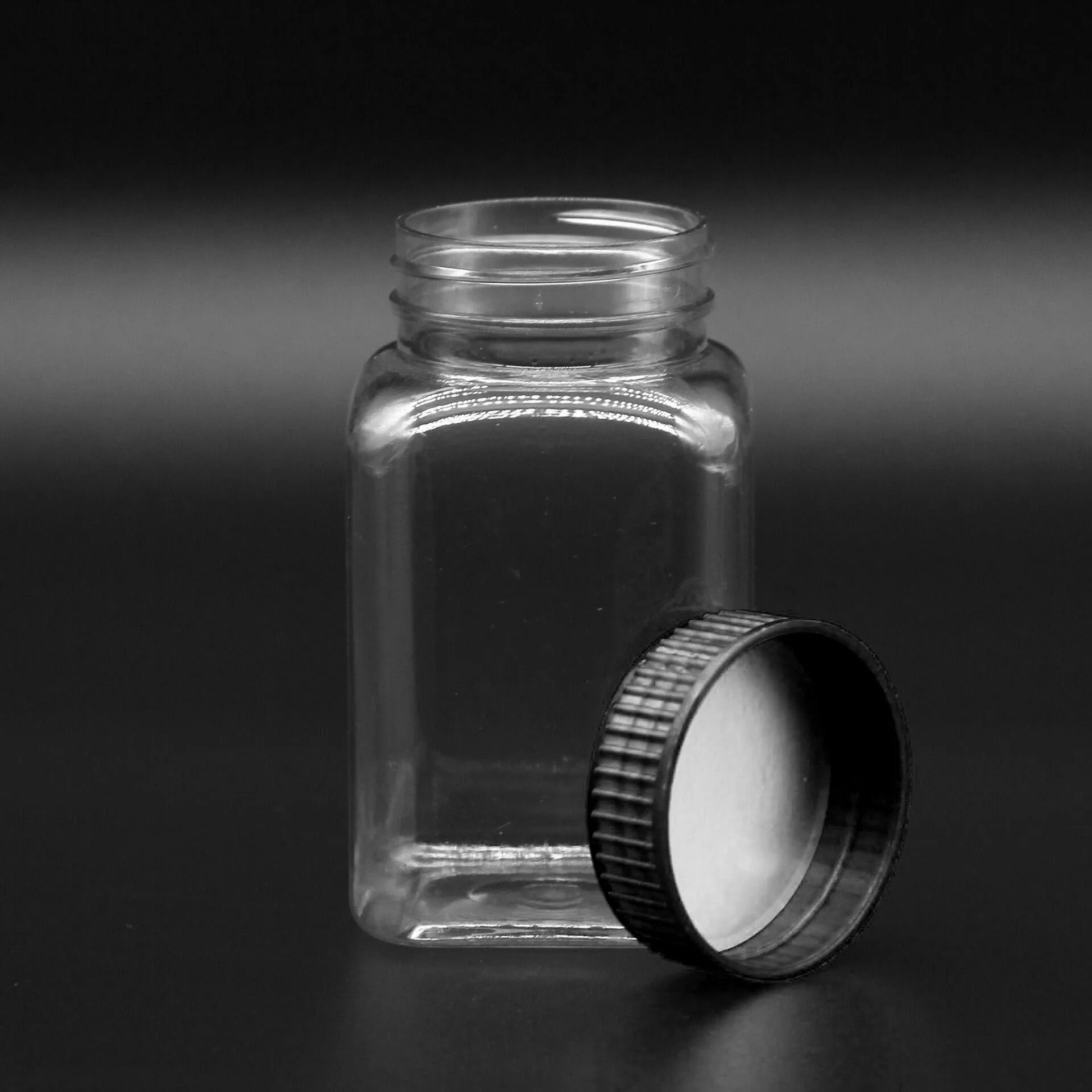 PET 200ML 150ML Square candy jar , clear transparent Pill bottle
