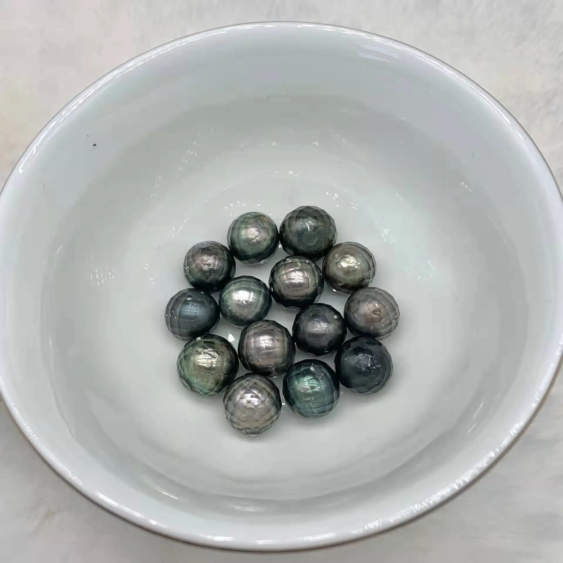 facet Seawater Tahitian round shape pearl loose pearls wholesale natural pearls for making jewelry